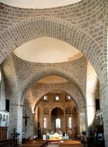 Ченці-бенедиктинці повертаються в історичне абатство в Соліньяк вперше з часів Французької революції